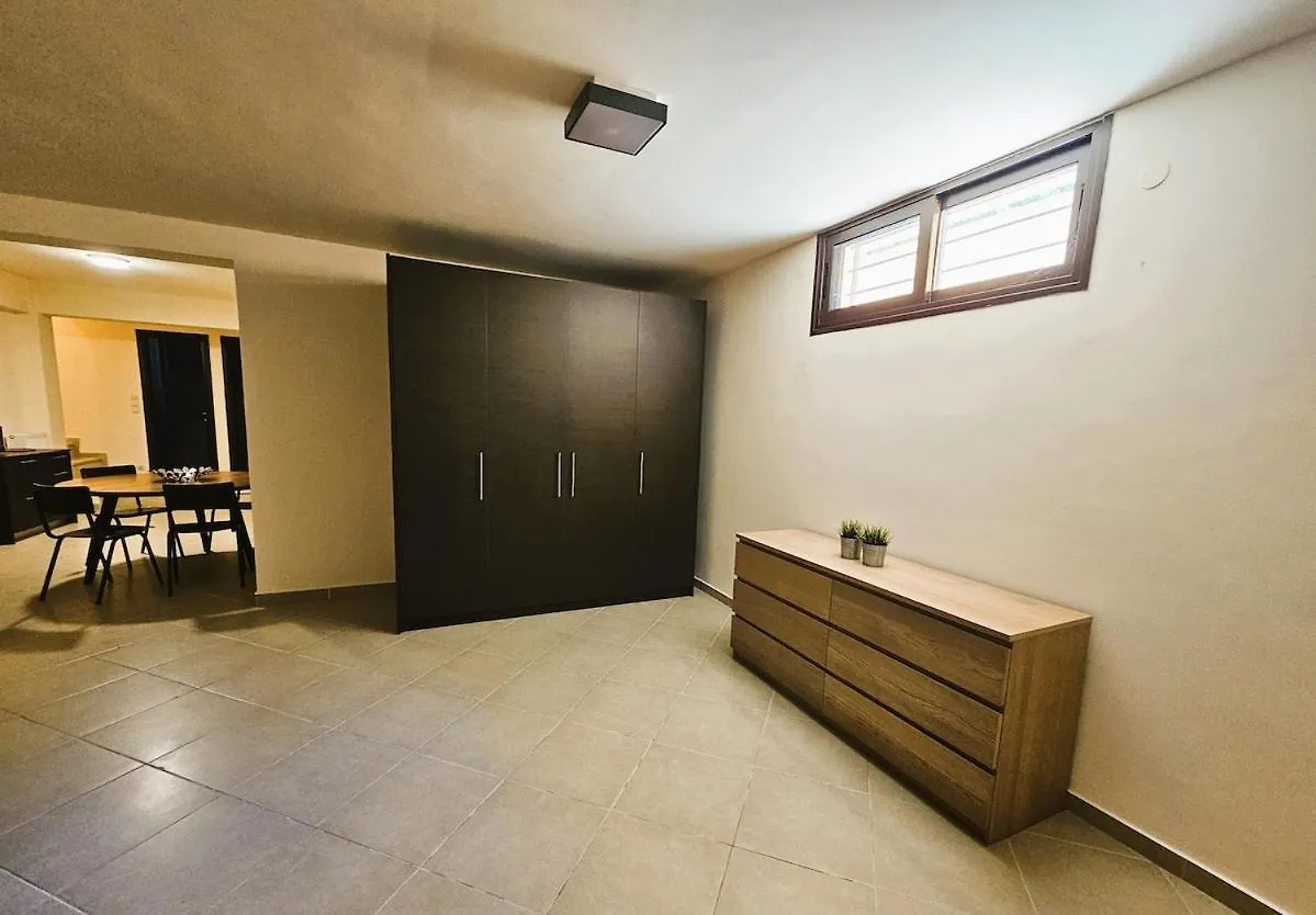 Sani Waterscape Villa יוון